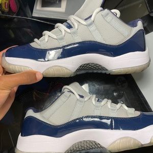Jordan 11 Georgetown